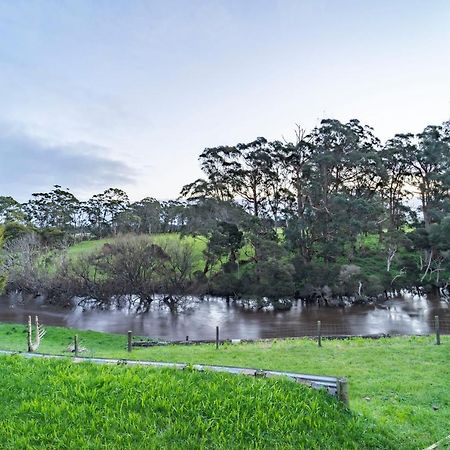 Platypus Waters B&B Smithton Buitenkant foto