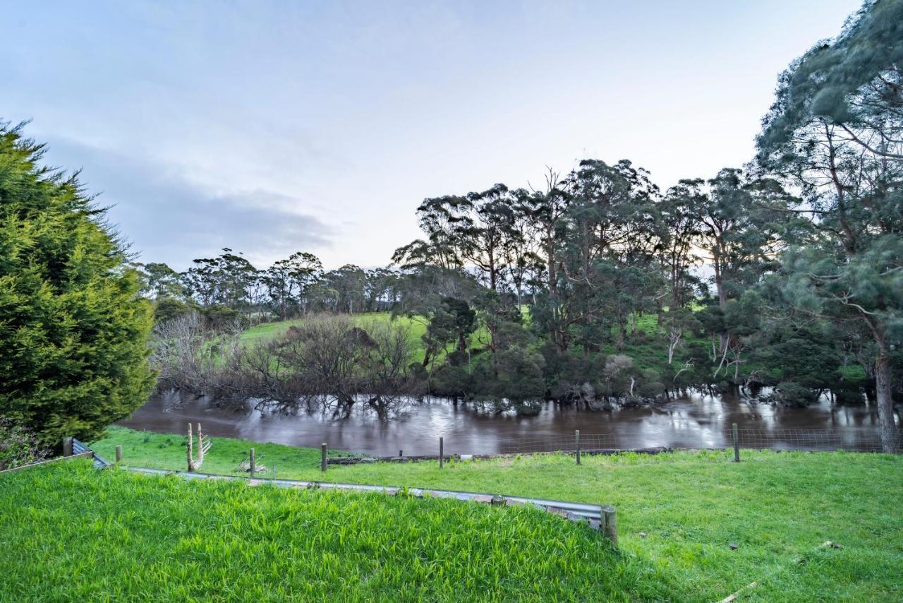 Platypus Waters B&B Smithton Buitenkant foto