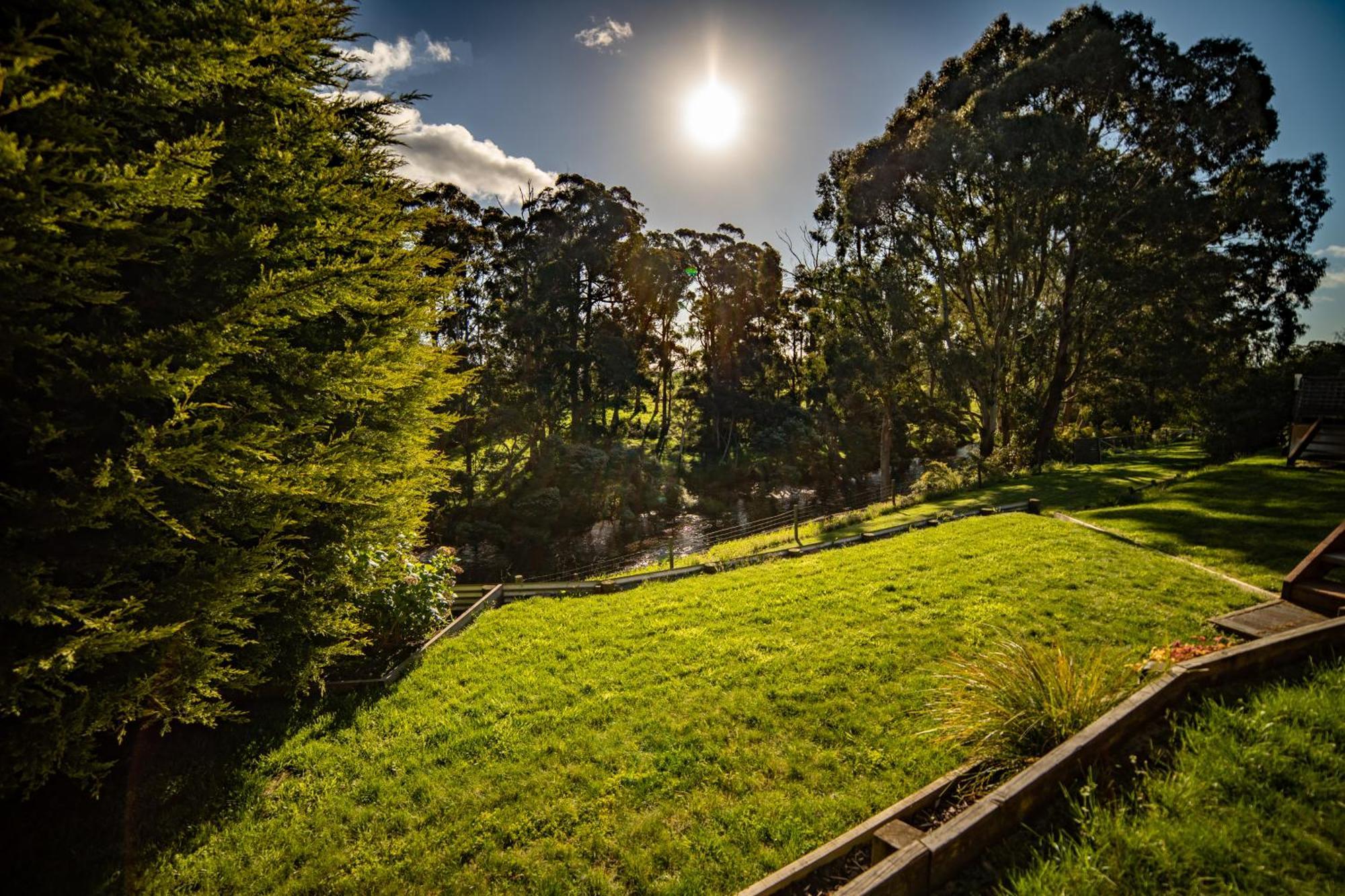 Platypus Waters B&B Smithton Buitenkant foto